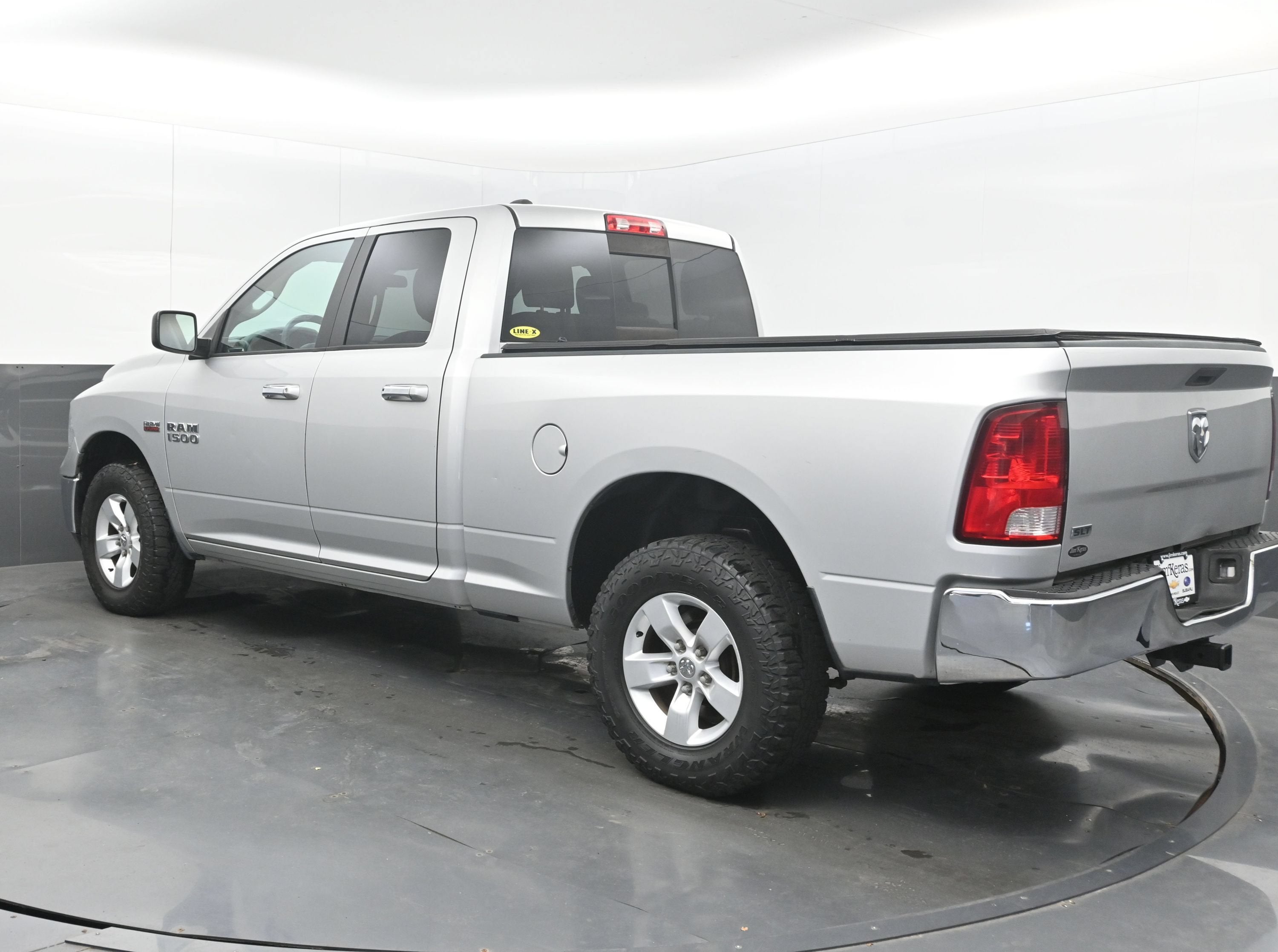 2017 RAM 1500 SLT