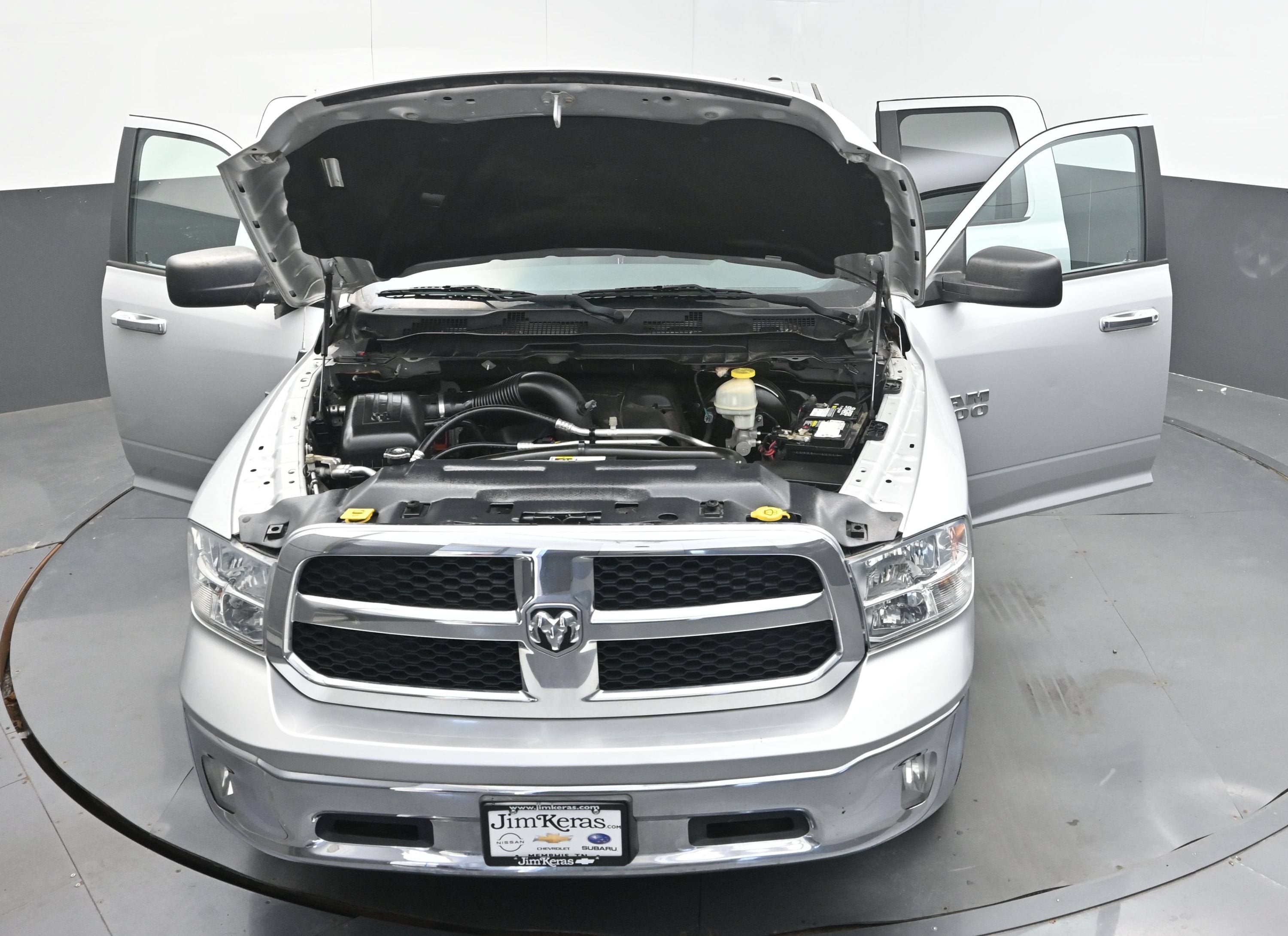 2017 RAM 1500 SLT