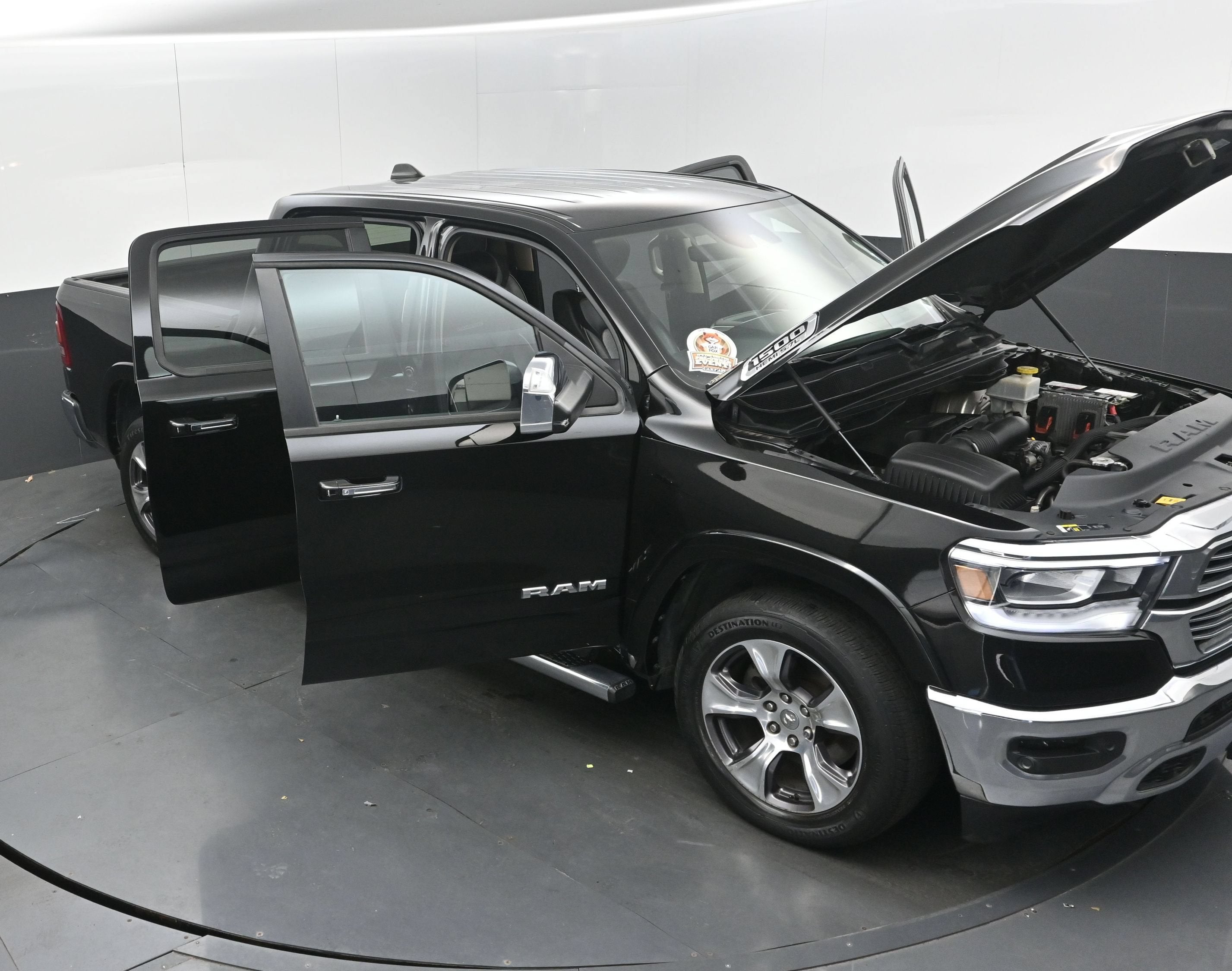 2019 RAM 1500 Laramie