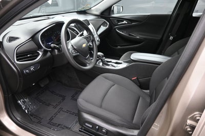 2025 Chevrolet Malibu LT