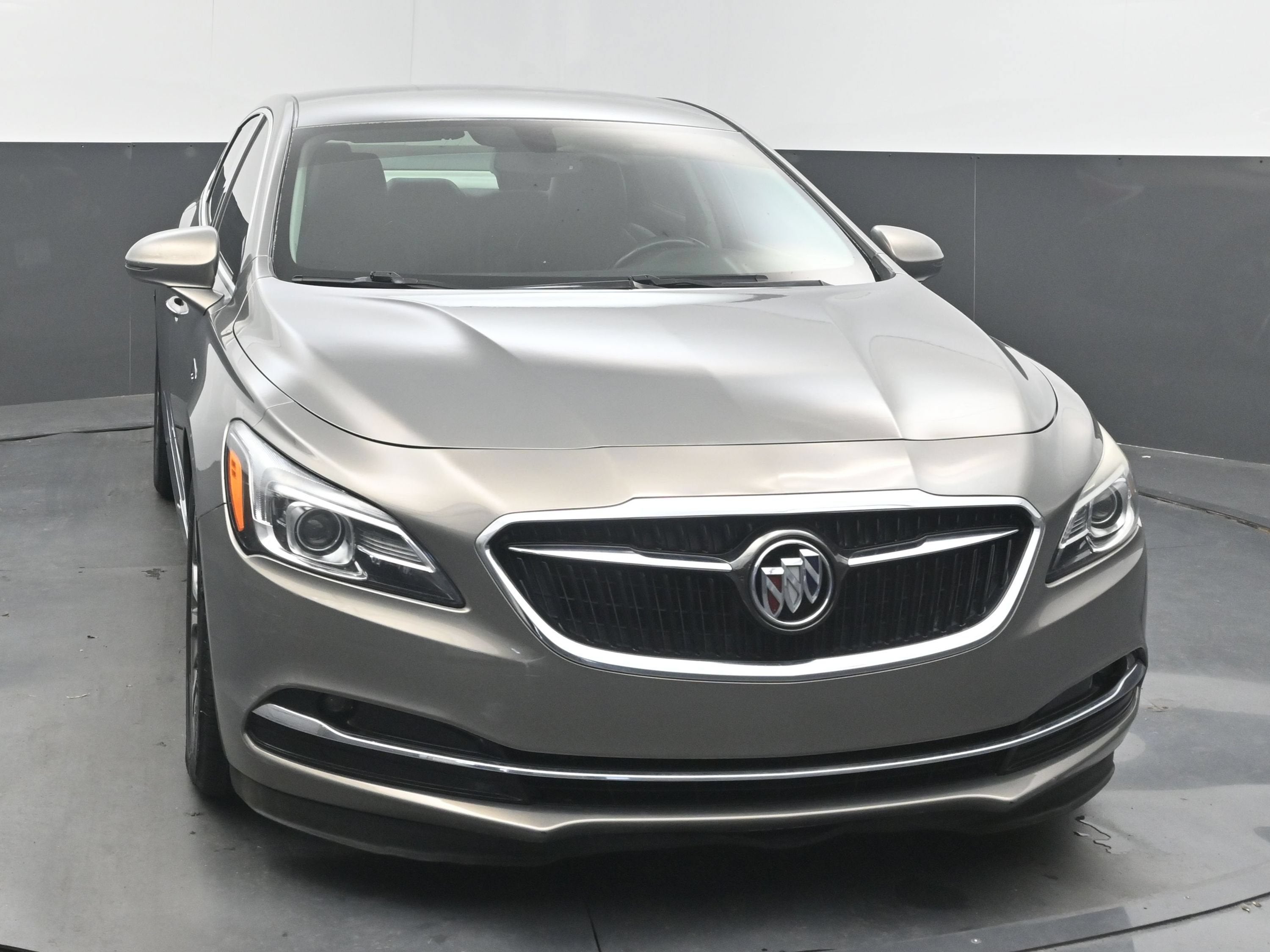 2017 Buick LaCrosse Essence
