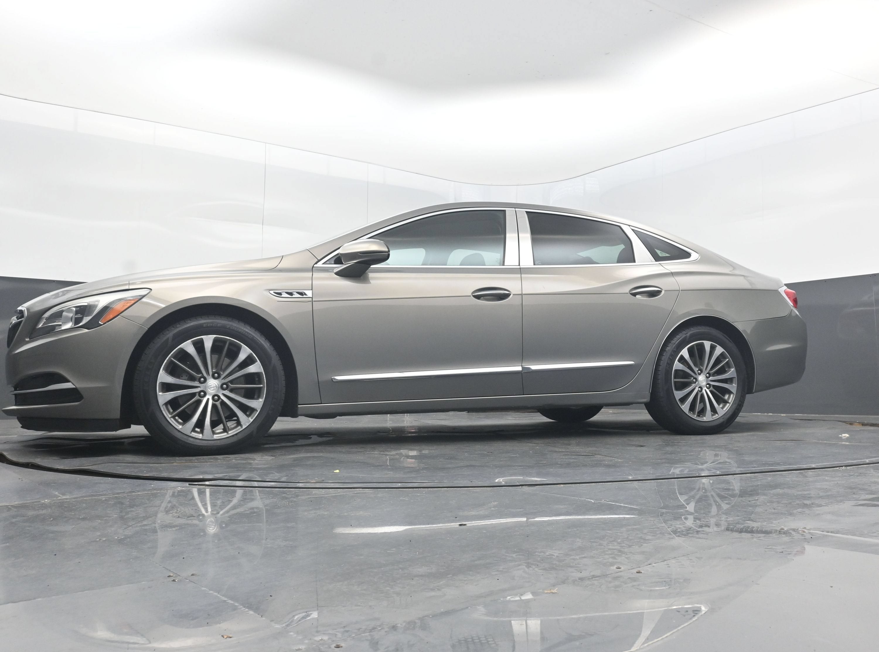 2017 Buick LaCrosse Essence