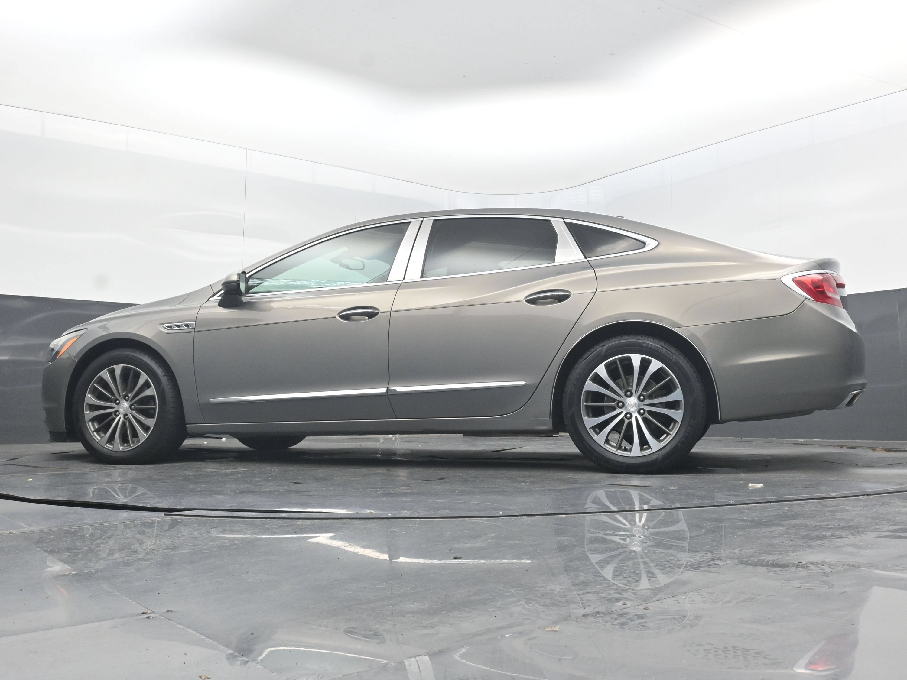2017 Buick LaCrosse Essence