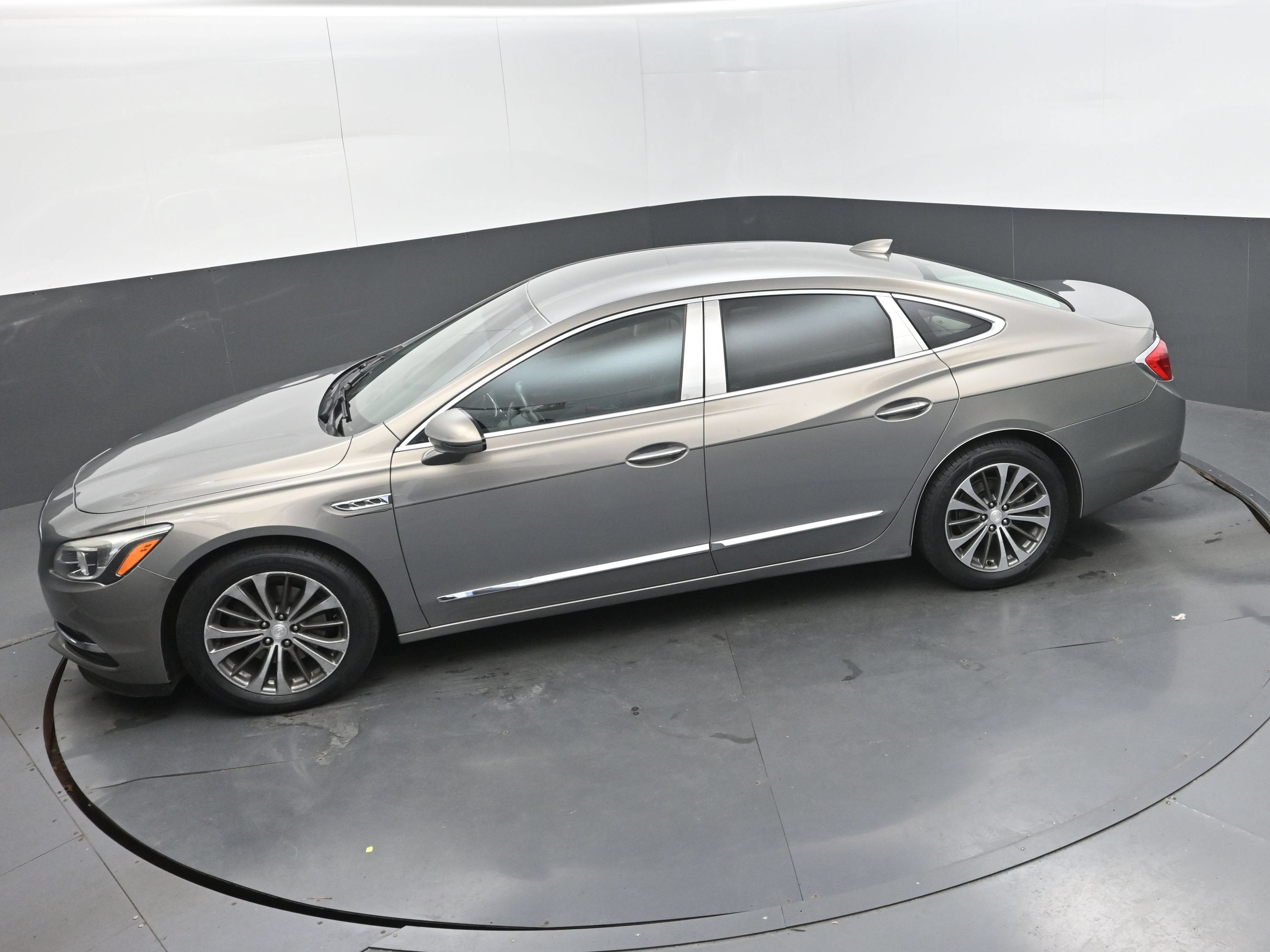 2017 Buick LaCrosse Essence