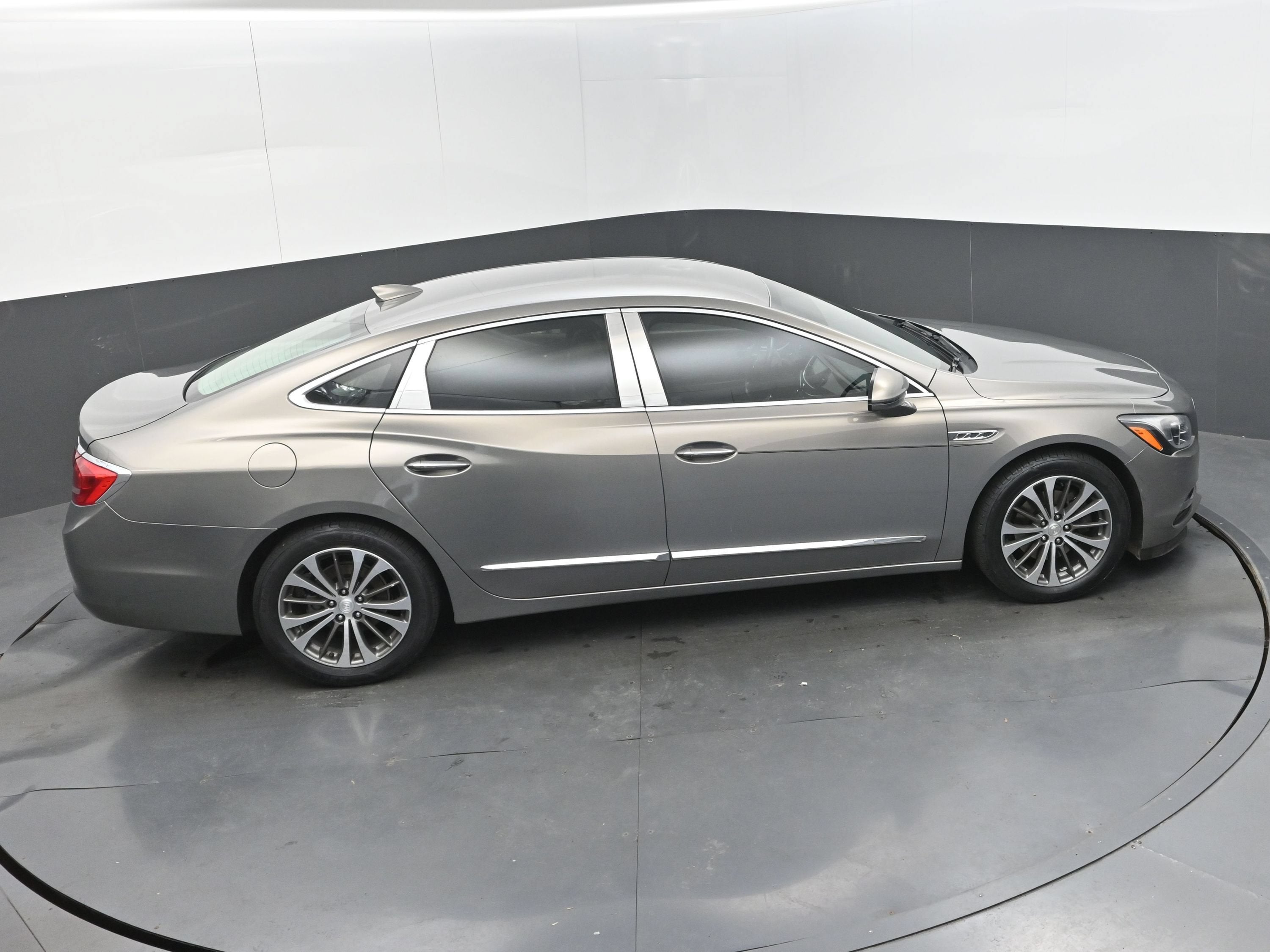 2017 Buick LaCrosse Essence