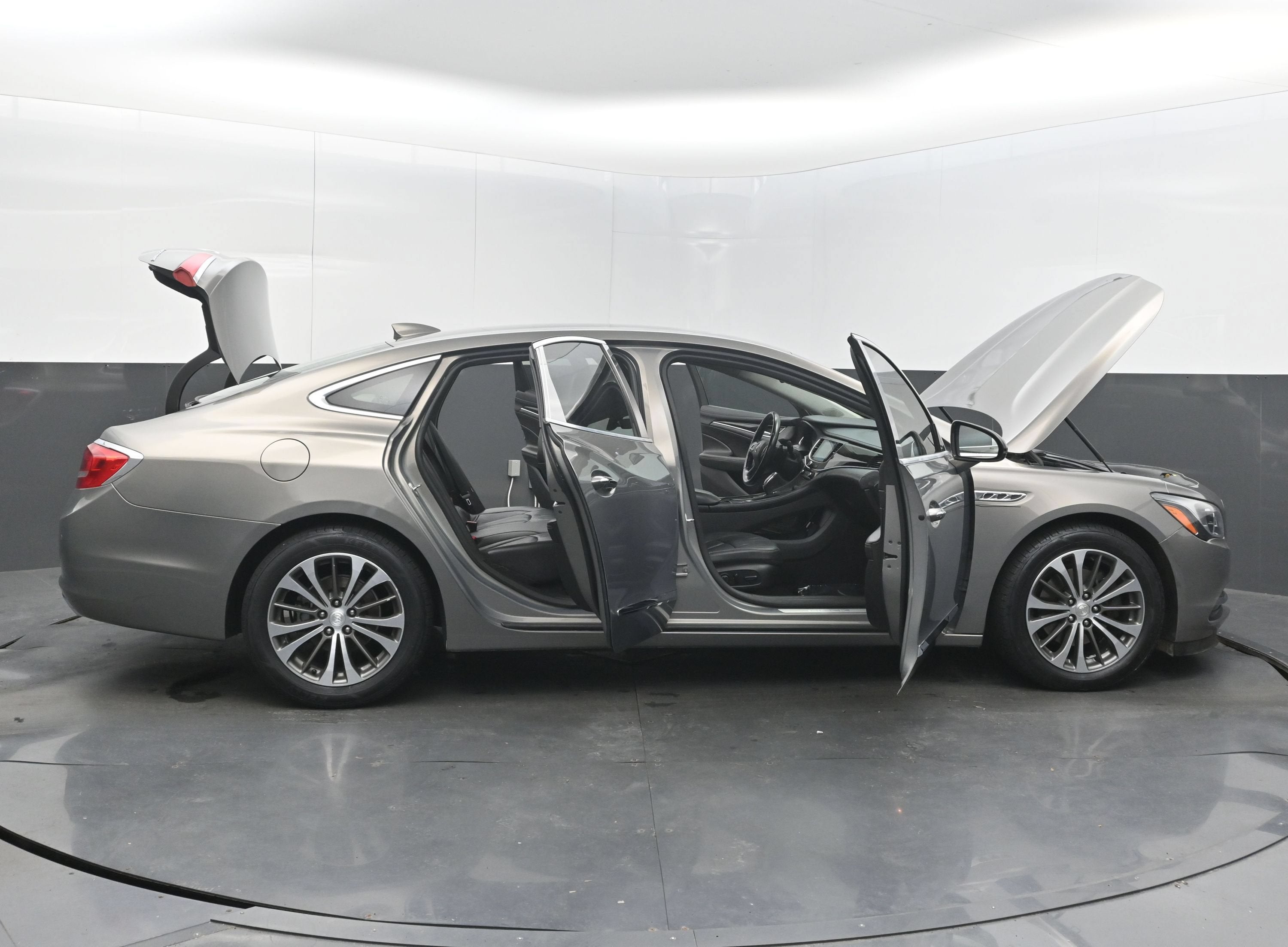 2017 Buick LaCrosse Essence