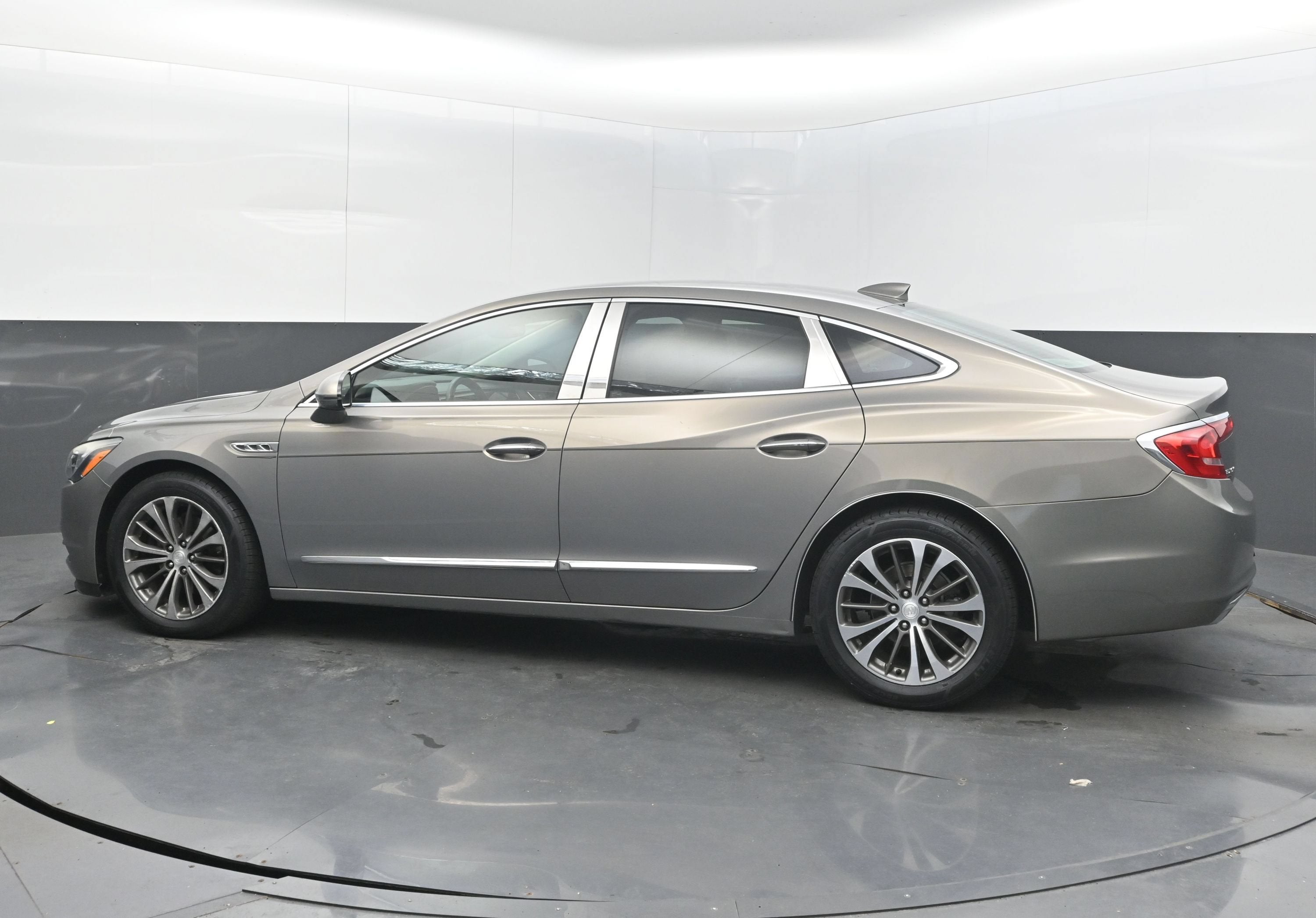 2017 Buick LaCrosse Essence