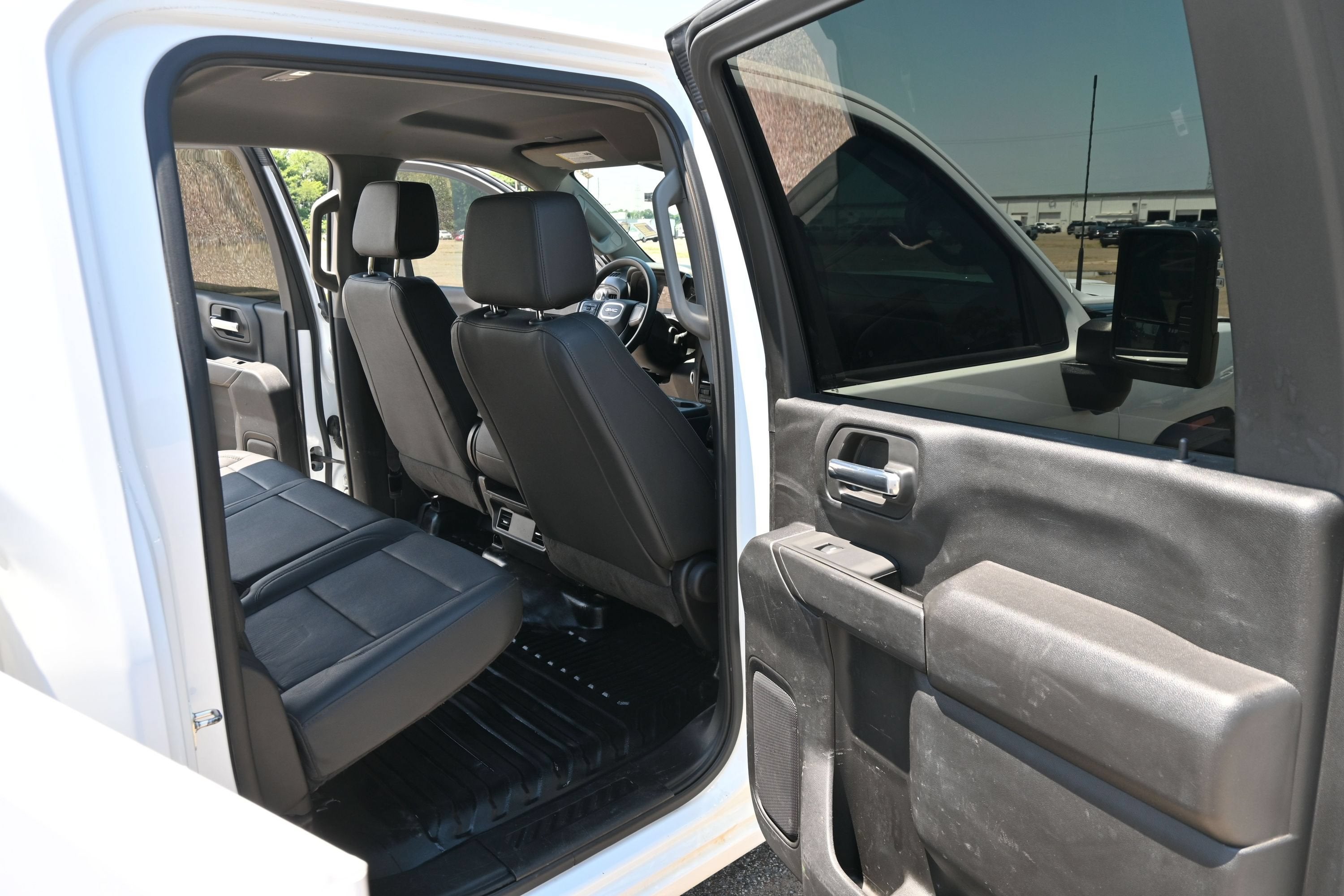 2024 GMC Sierra 2500HD Pro