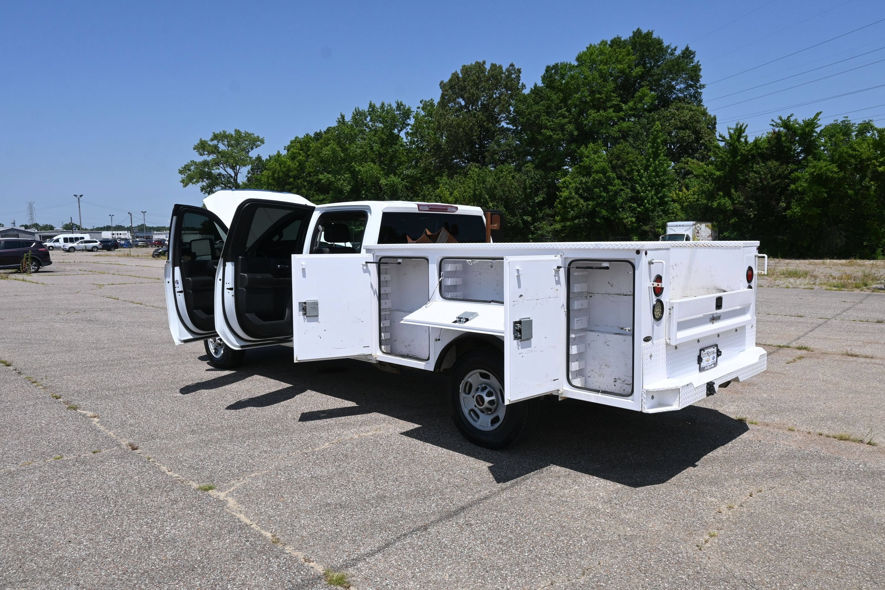 2024 GMC Sierra 2500HD Pro