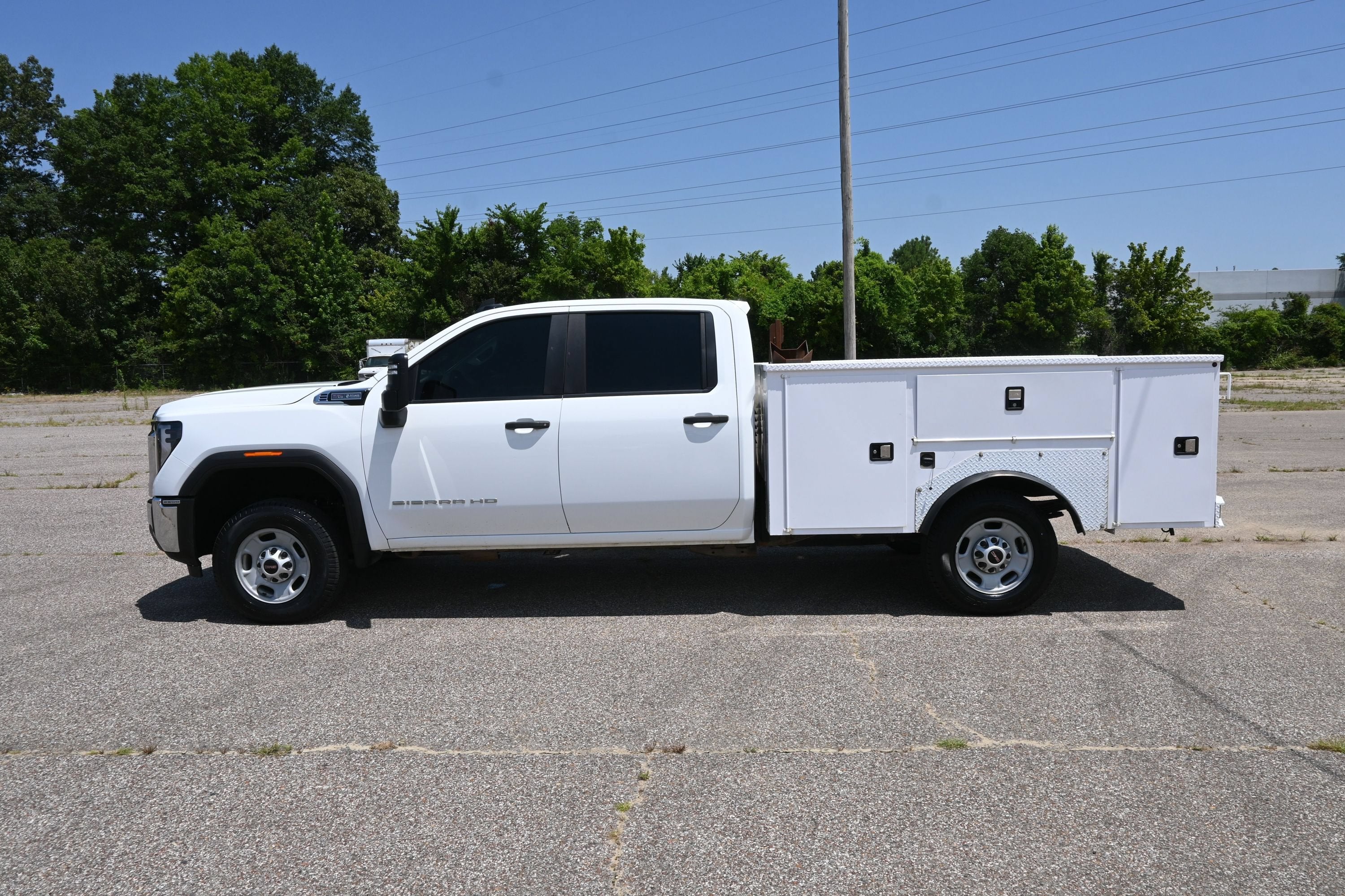 2024 GMC Sierra 2500HD Pro