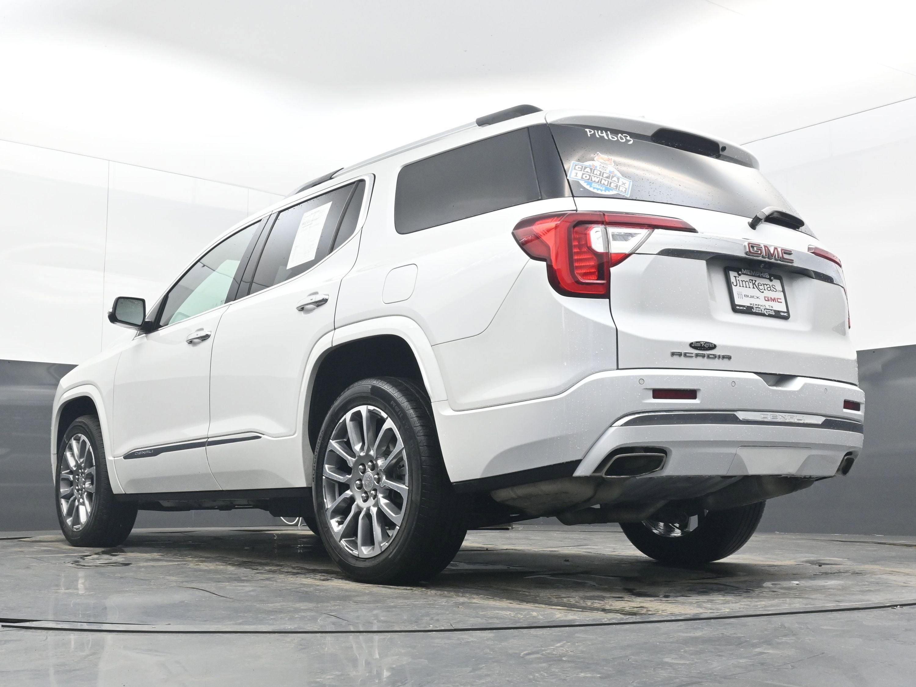 2022 GMC Acadia Denali