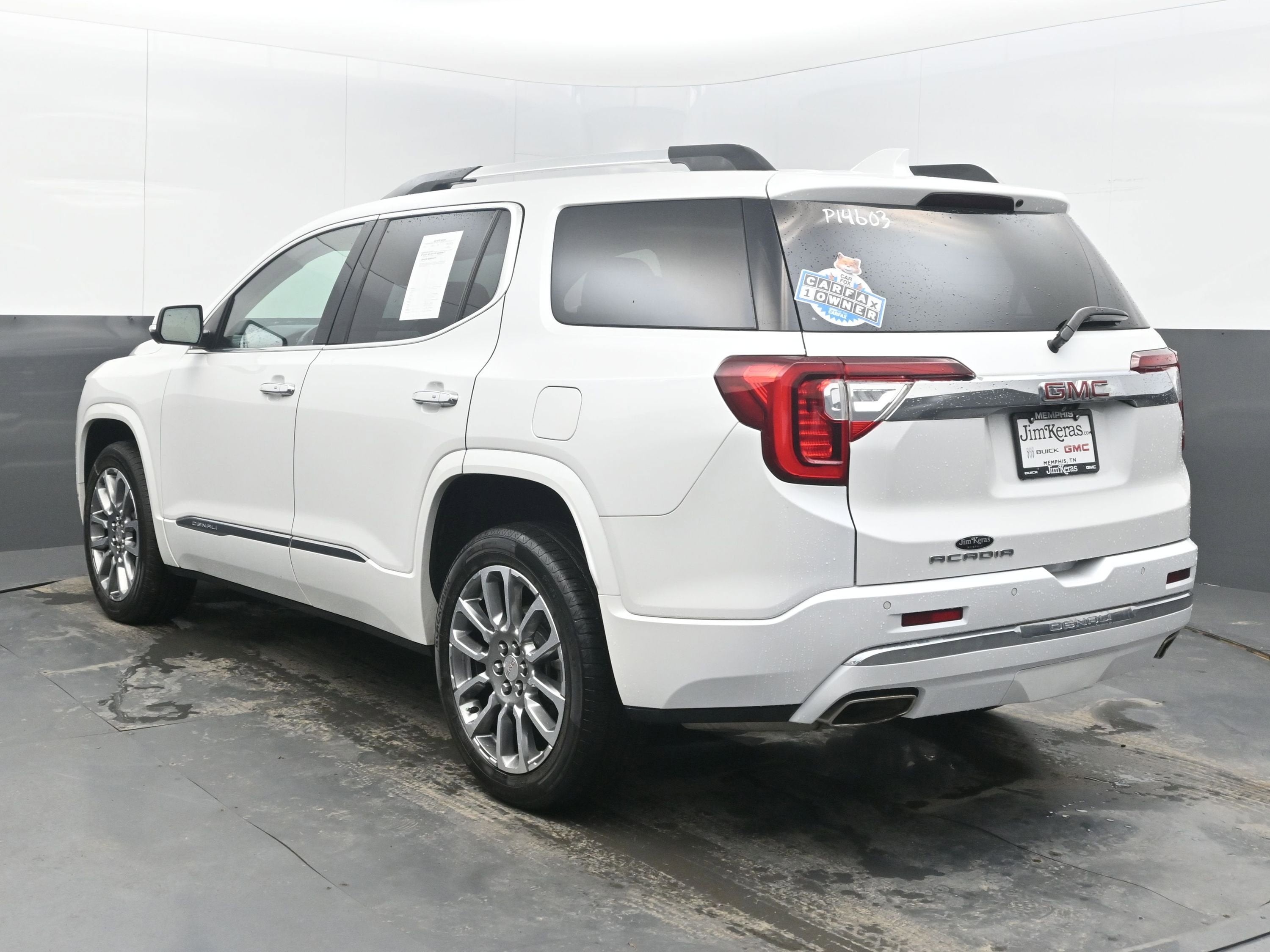 2022 GMC Acadia Denali