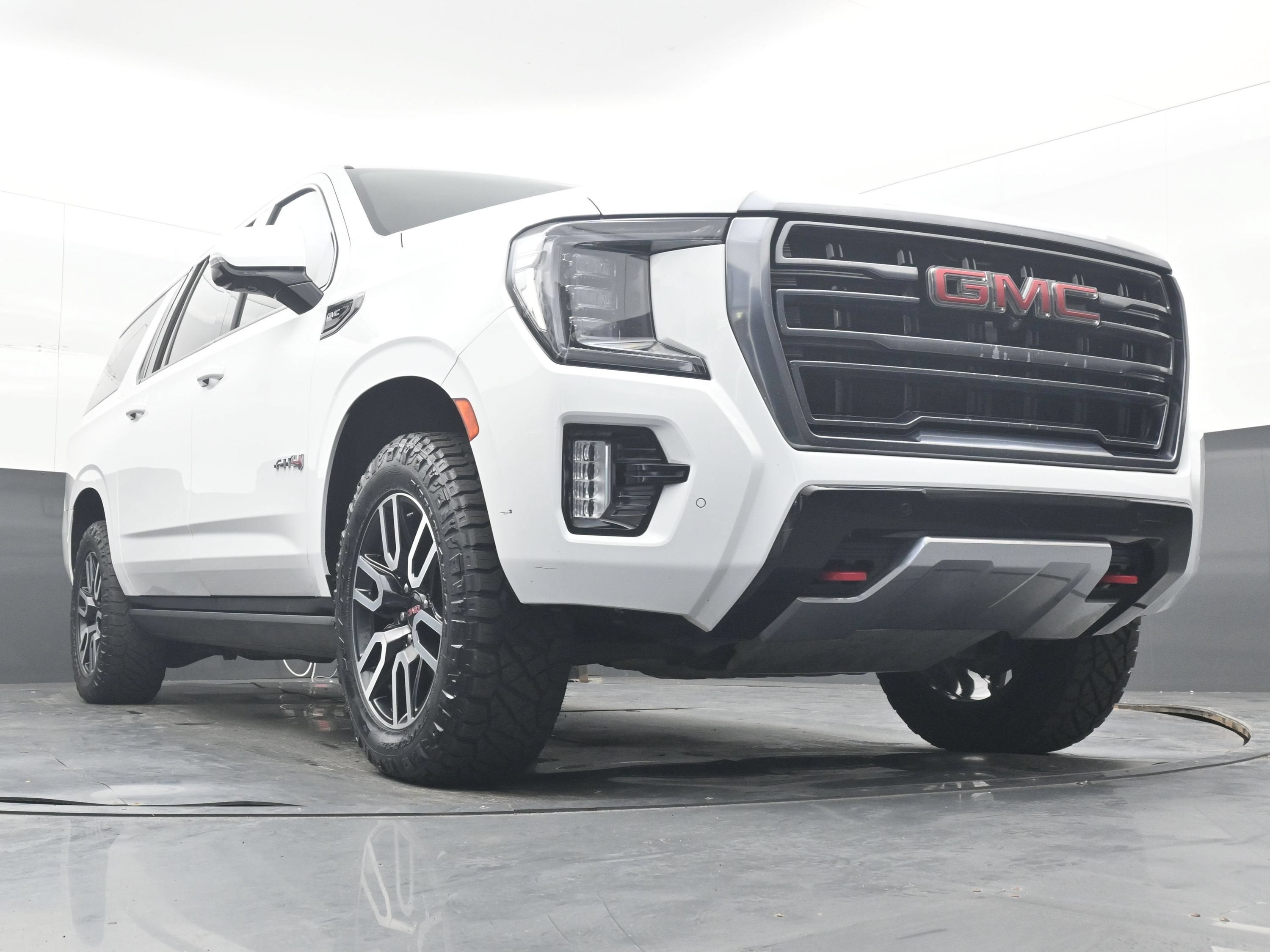 2021 GMC Yukon XL AT4