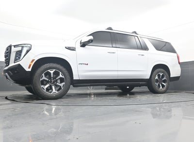 2025 GMC Yukon XL AT4