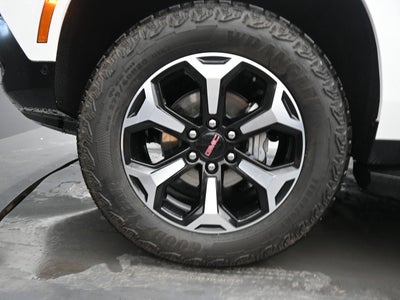 2025 GMC Yukon XL AT4