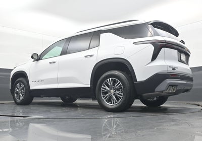 2026 Chevrolet Traverse FWD LT