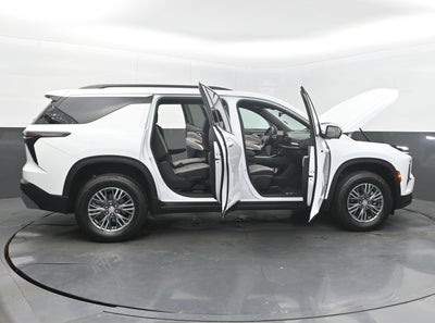 2026 Chevrolet Traverse FWD LT
