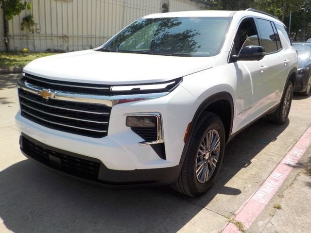 2026 Chevrolet Traverse FWD LT