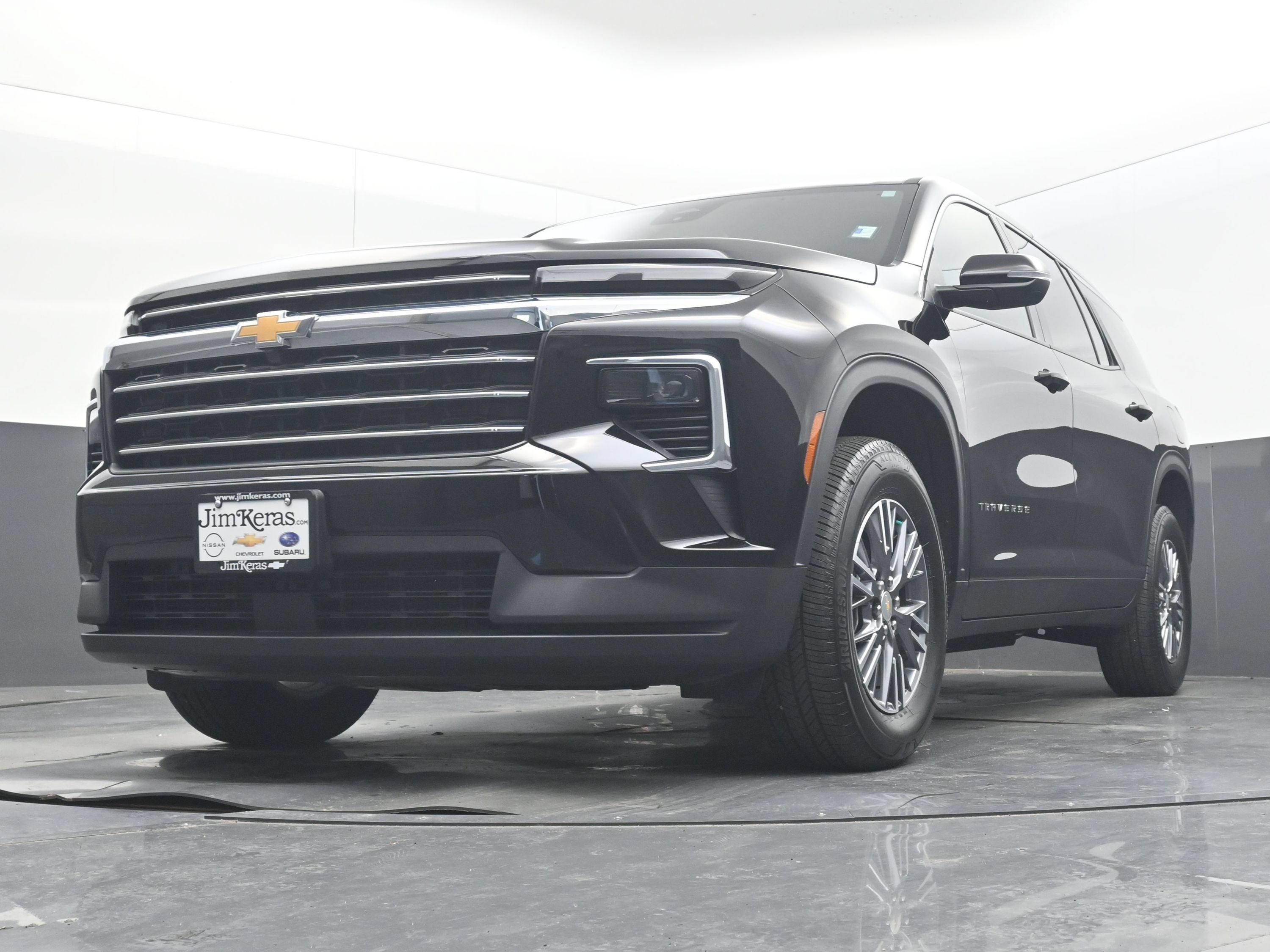 2026 Chevrolet Traverse FWD LT