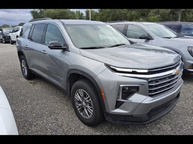 2026 Chevrolet Traverse FWD LT