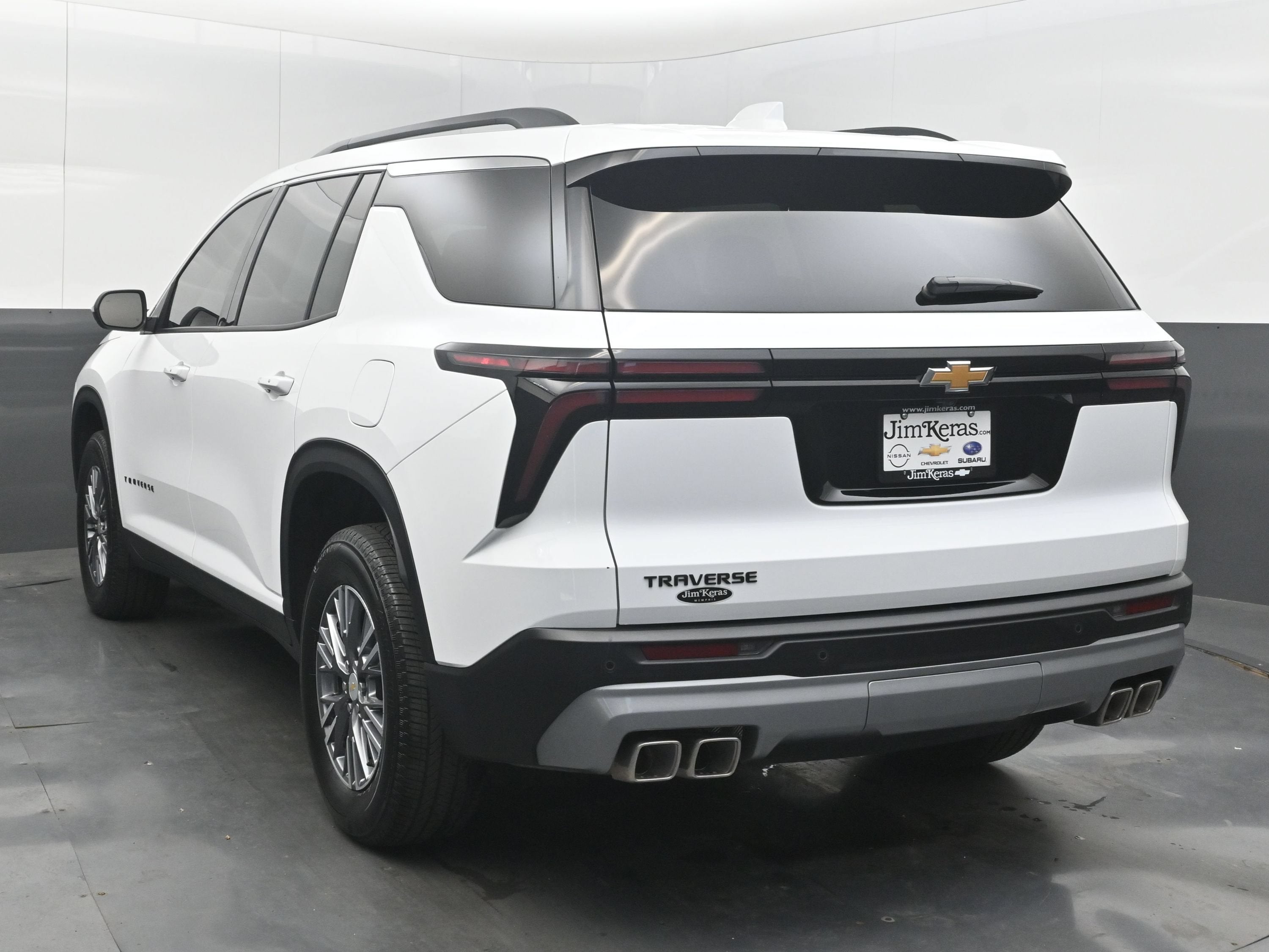 2026 Chevrolet Traverse FWD LT