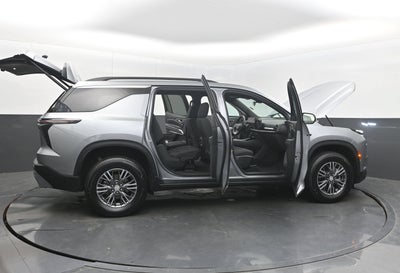 2026 Chevrolet Traverse FWD LT