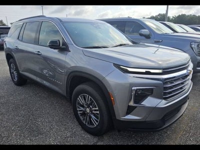 2026 Chevrolet Traverse FWD LT