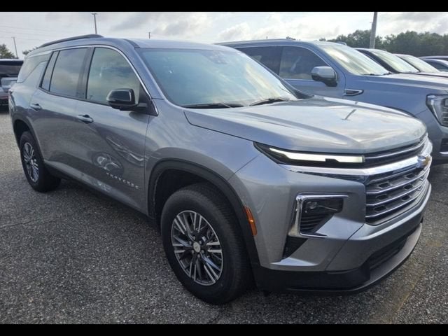 2026 Chevrolet Traverse FWD LT