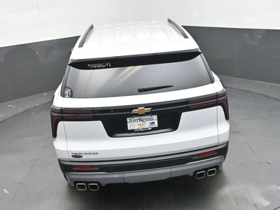 2026 Chevrolet Traverse FWD LT