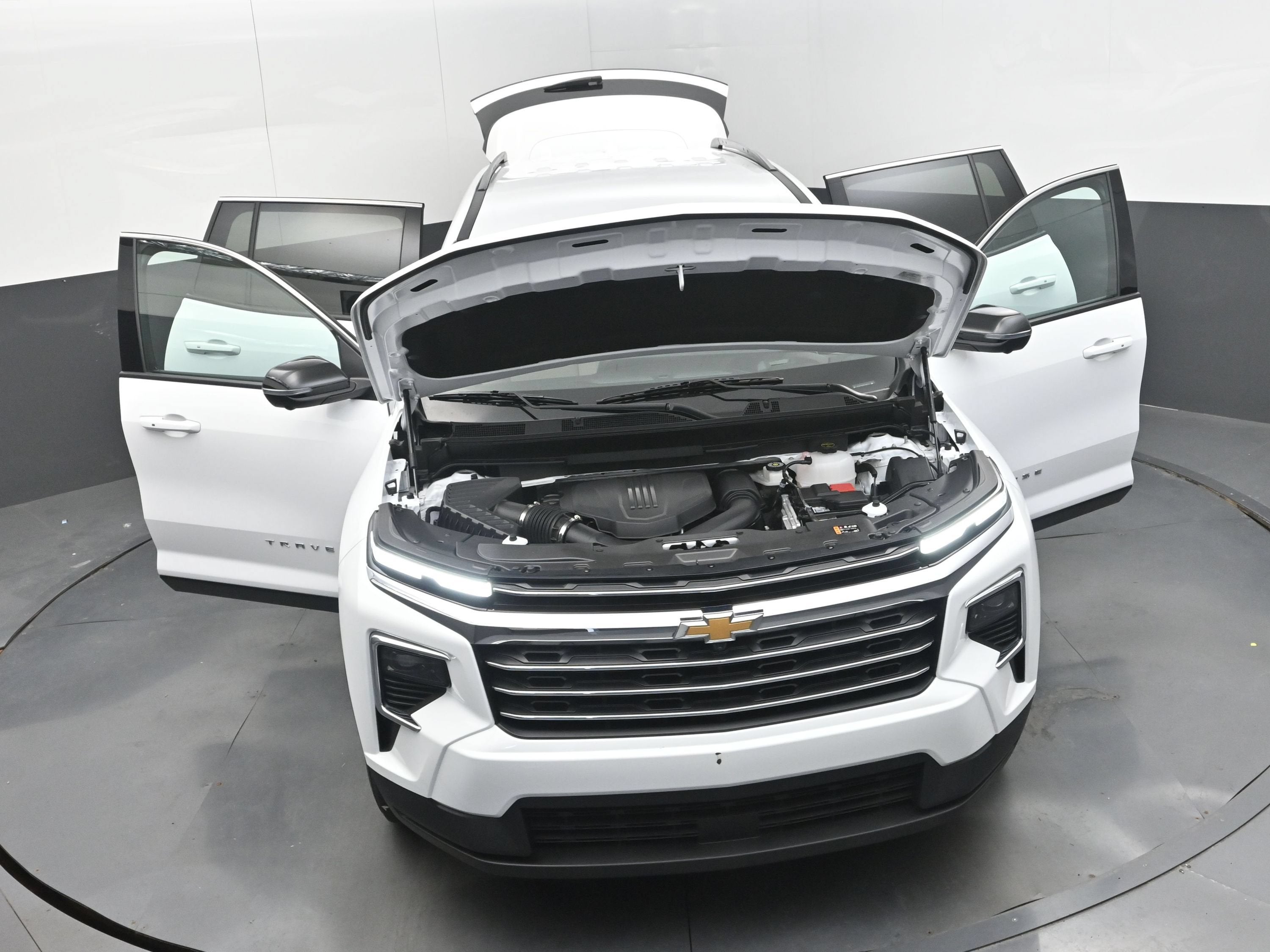 2026 Chevrolet Traverse FWD LT