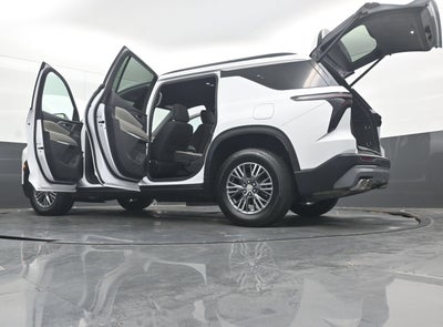 2026 Chevrolet Traverse FWD LT