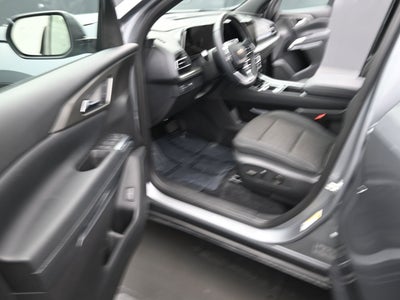 2025 Chevrolet Traverse FWD LT