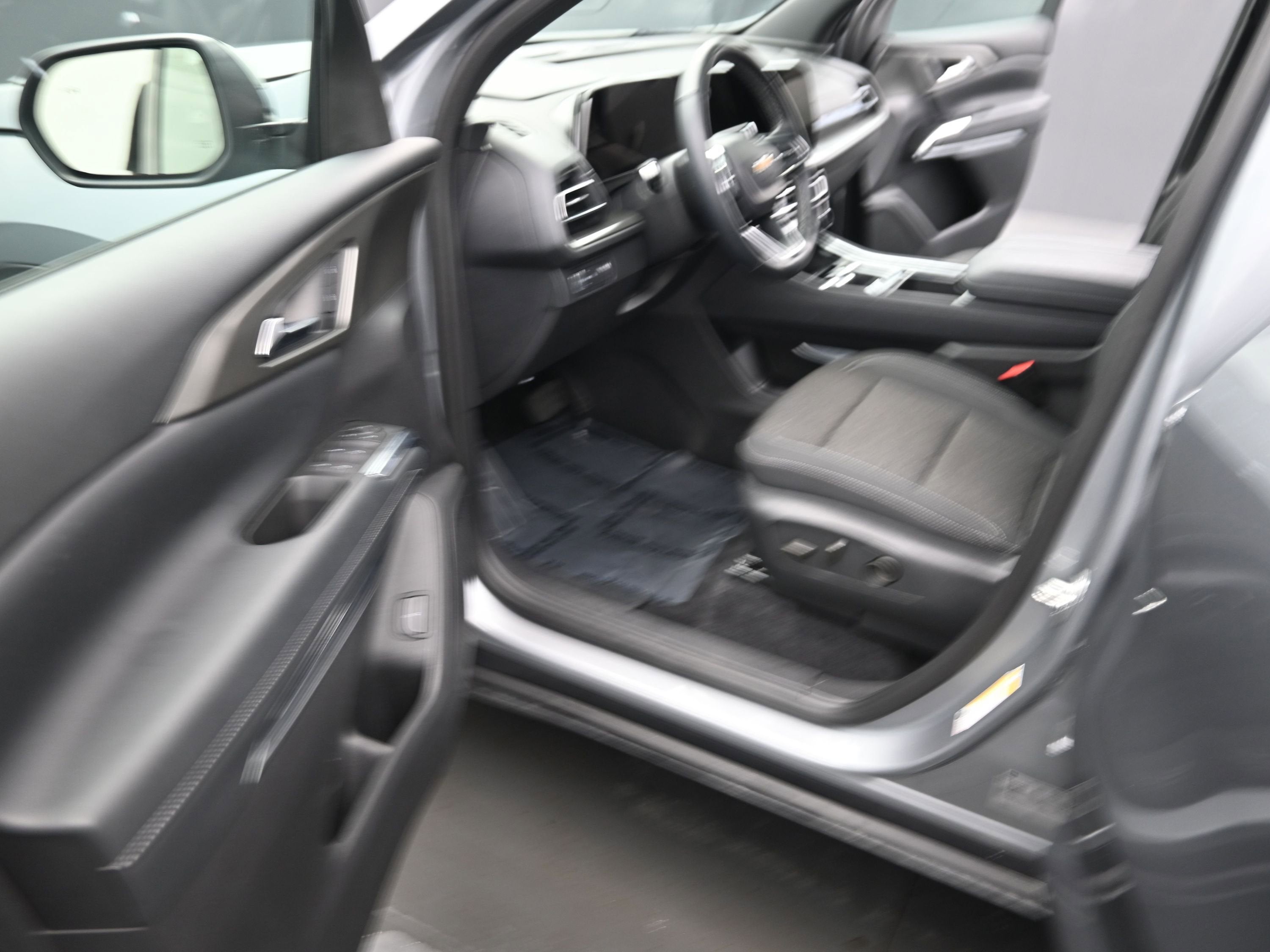 2025 Chevrolet Traverse FWD LT