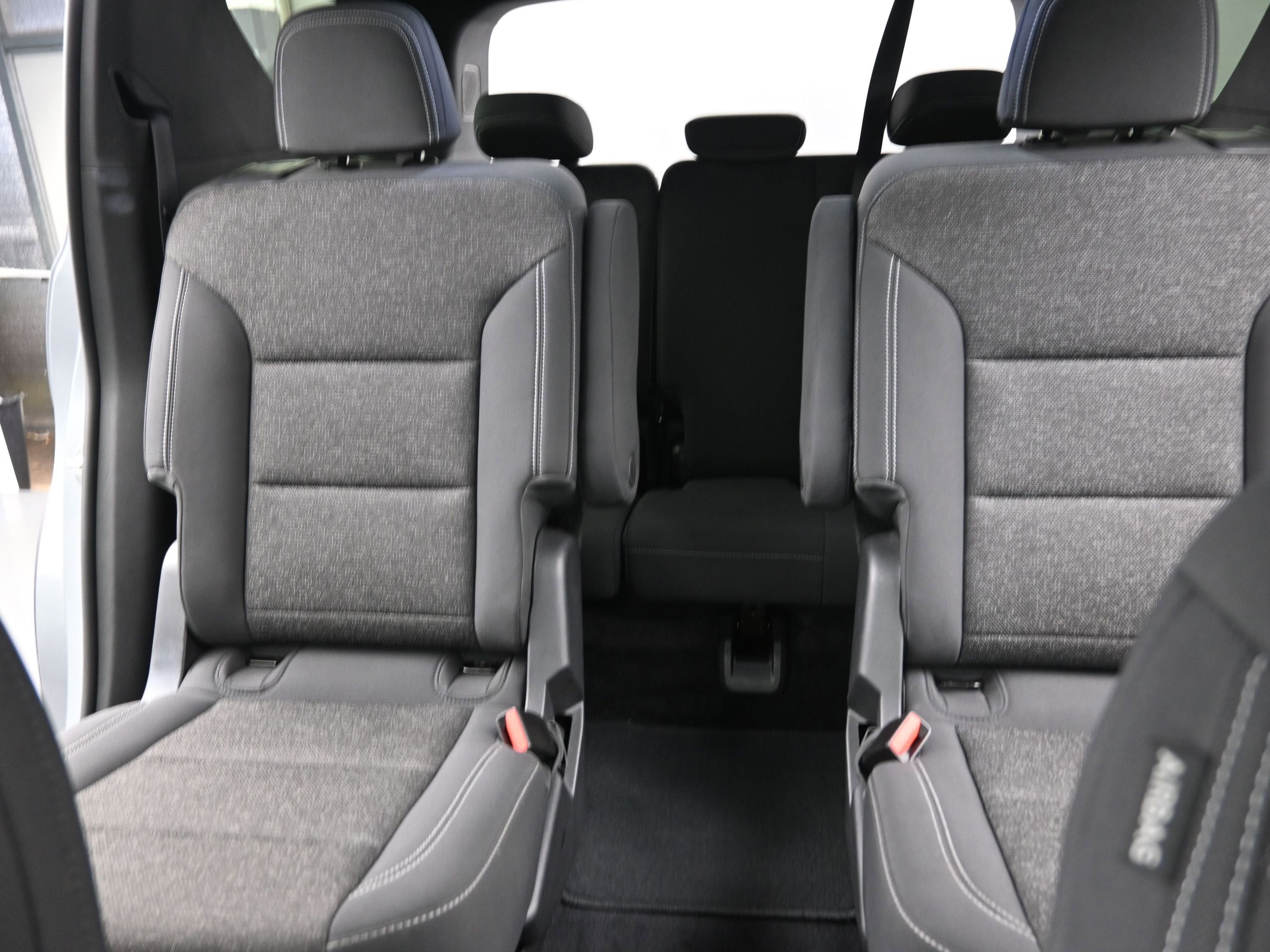 2025 Chevrolet Traverse FWD LT