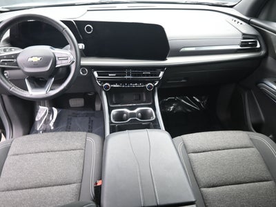 2025 Chevrolet Traverse FWD LT