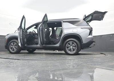 2025 Chevrolet Traverse FWD LT