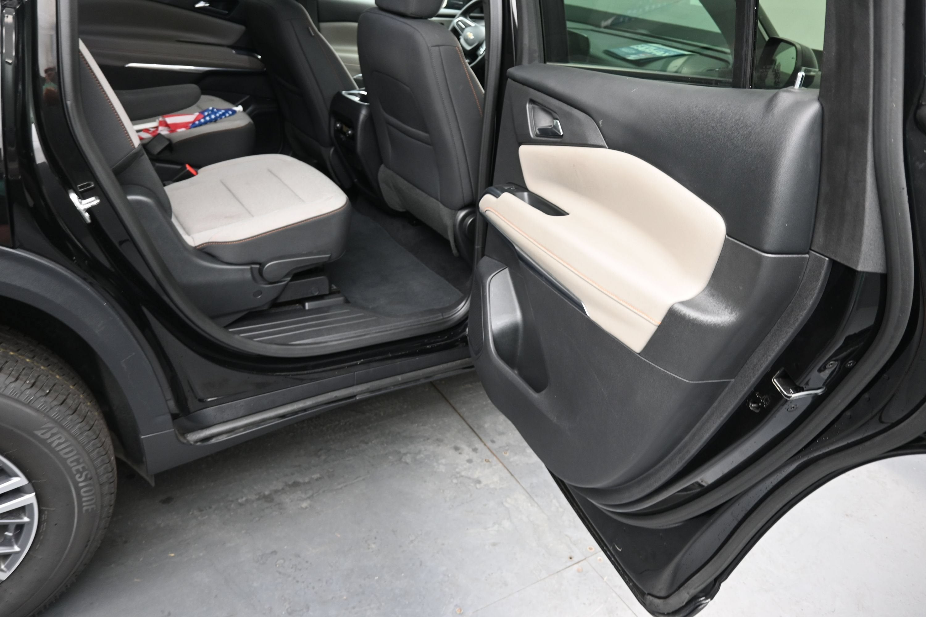2025 Chevrolet Traverse FWD LT