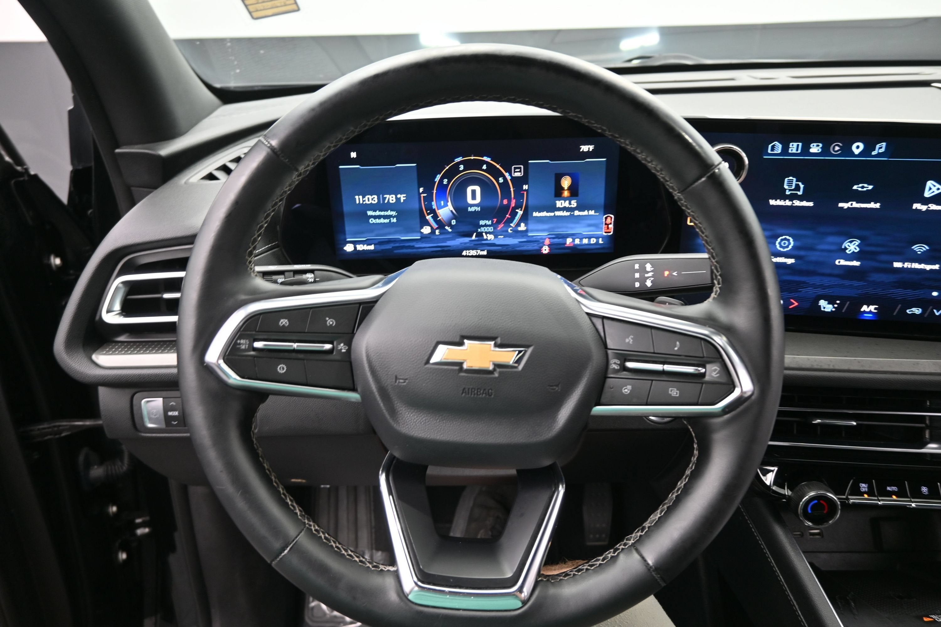 2025 Chevrolet Traverse FWD LT