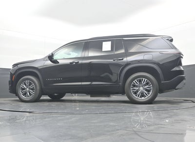 2025 Chevrolet Traverse FWD LT