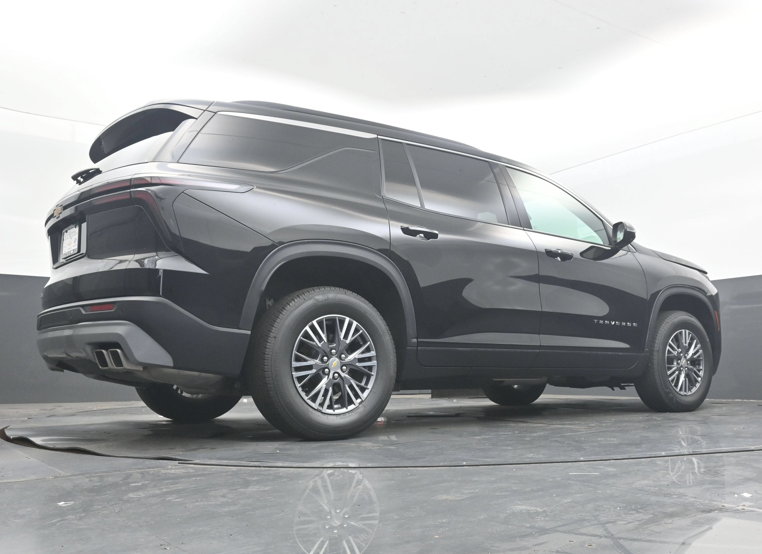2025 Chevrolet Traverse FWD LT