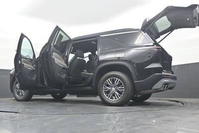 2025 Chevrolet Traverse FWD LT