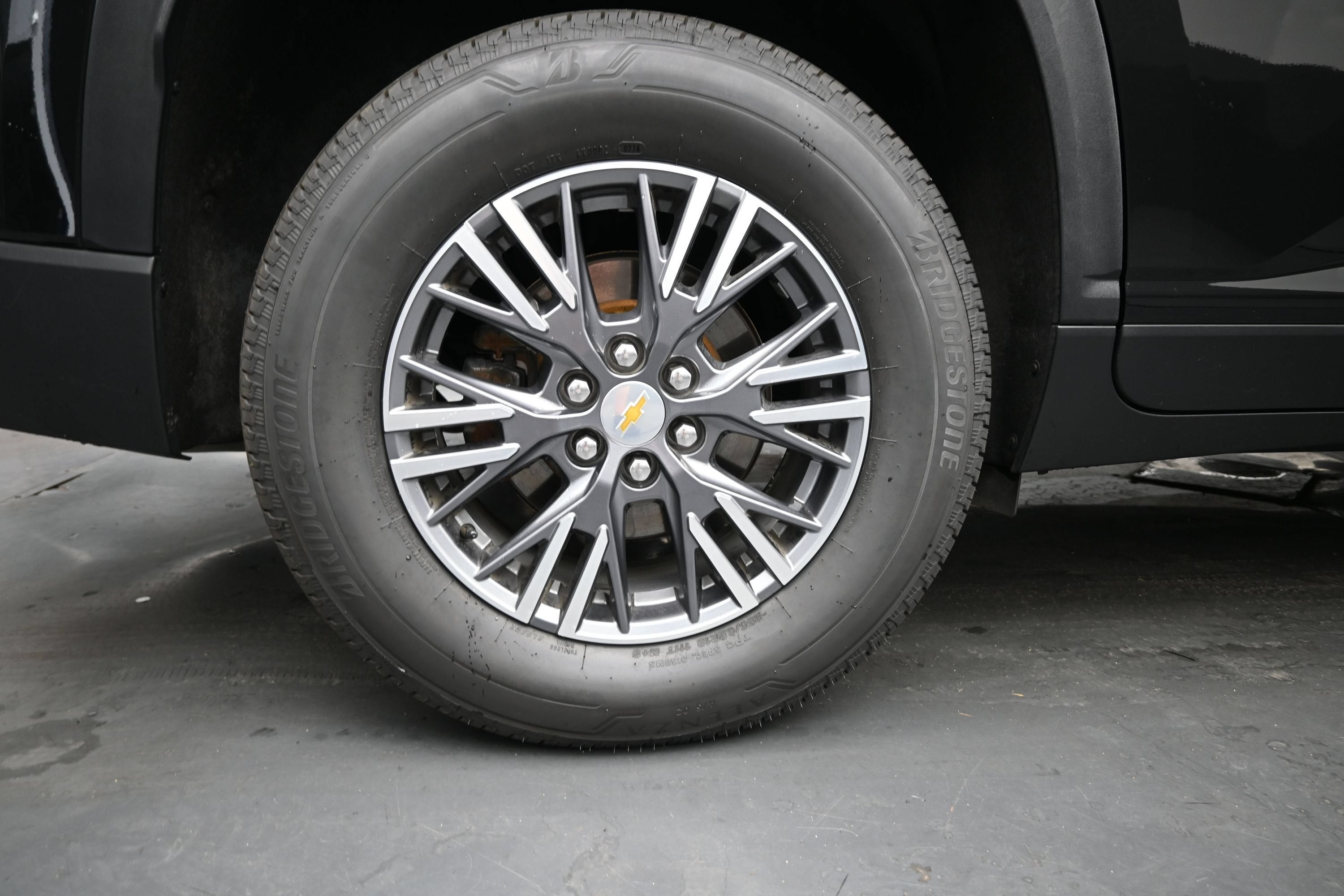 2025 Chevrolet Traverse FWD LT