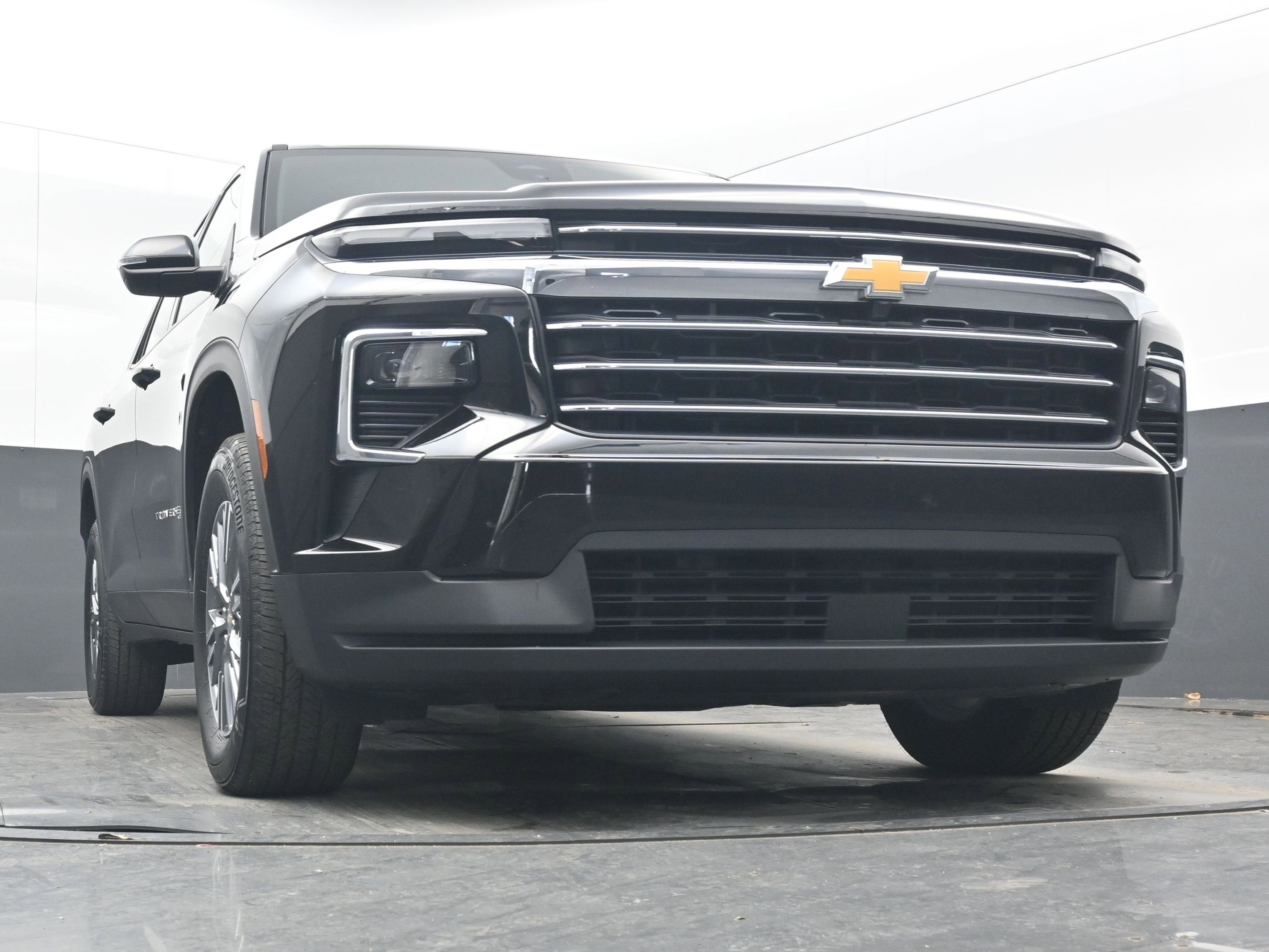 2025 Chevrolet Traverse FWD LT