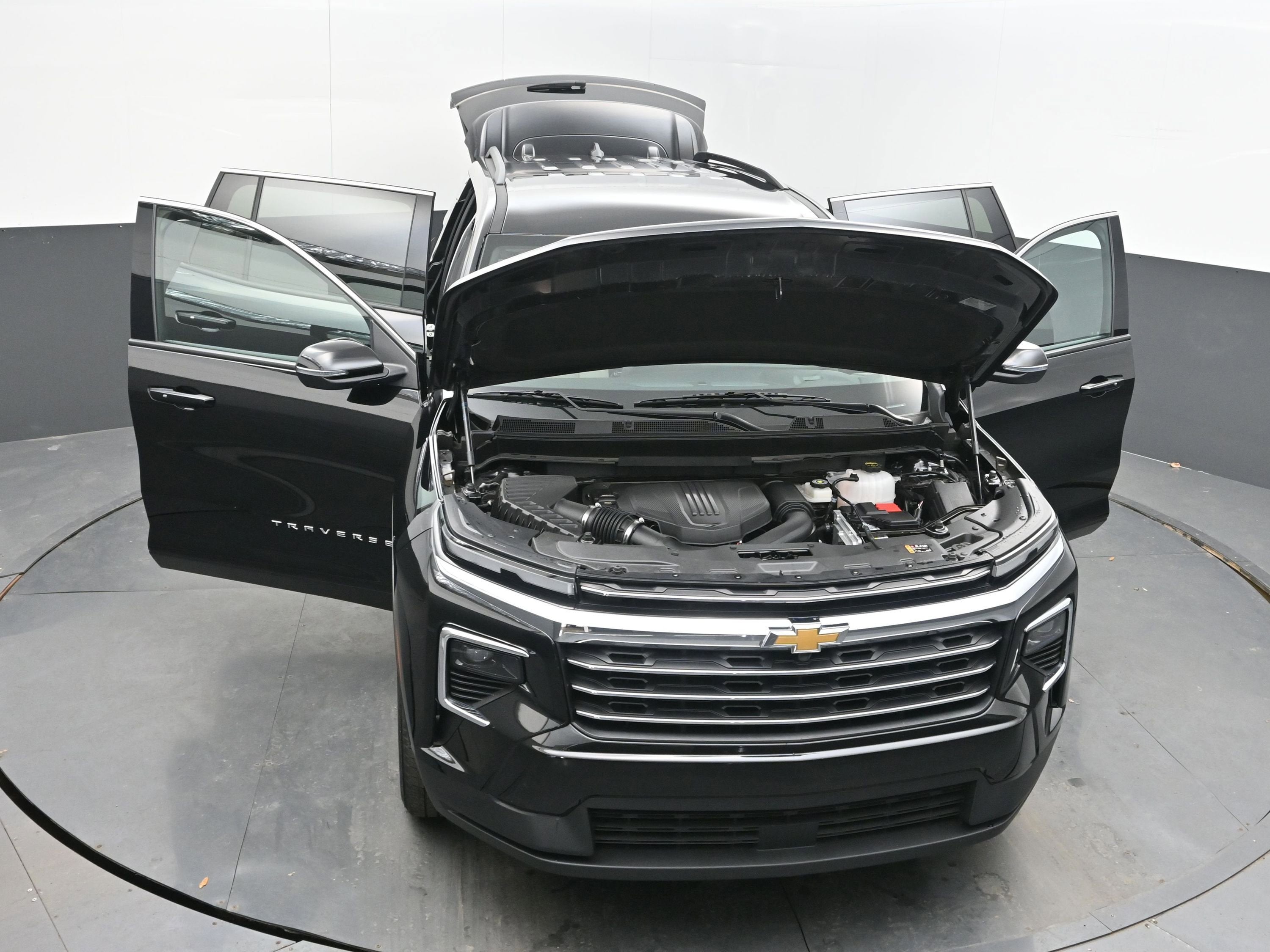2025 Chevrolet Traverse FWD LT