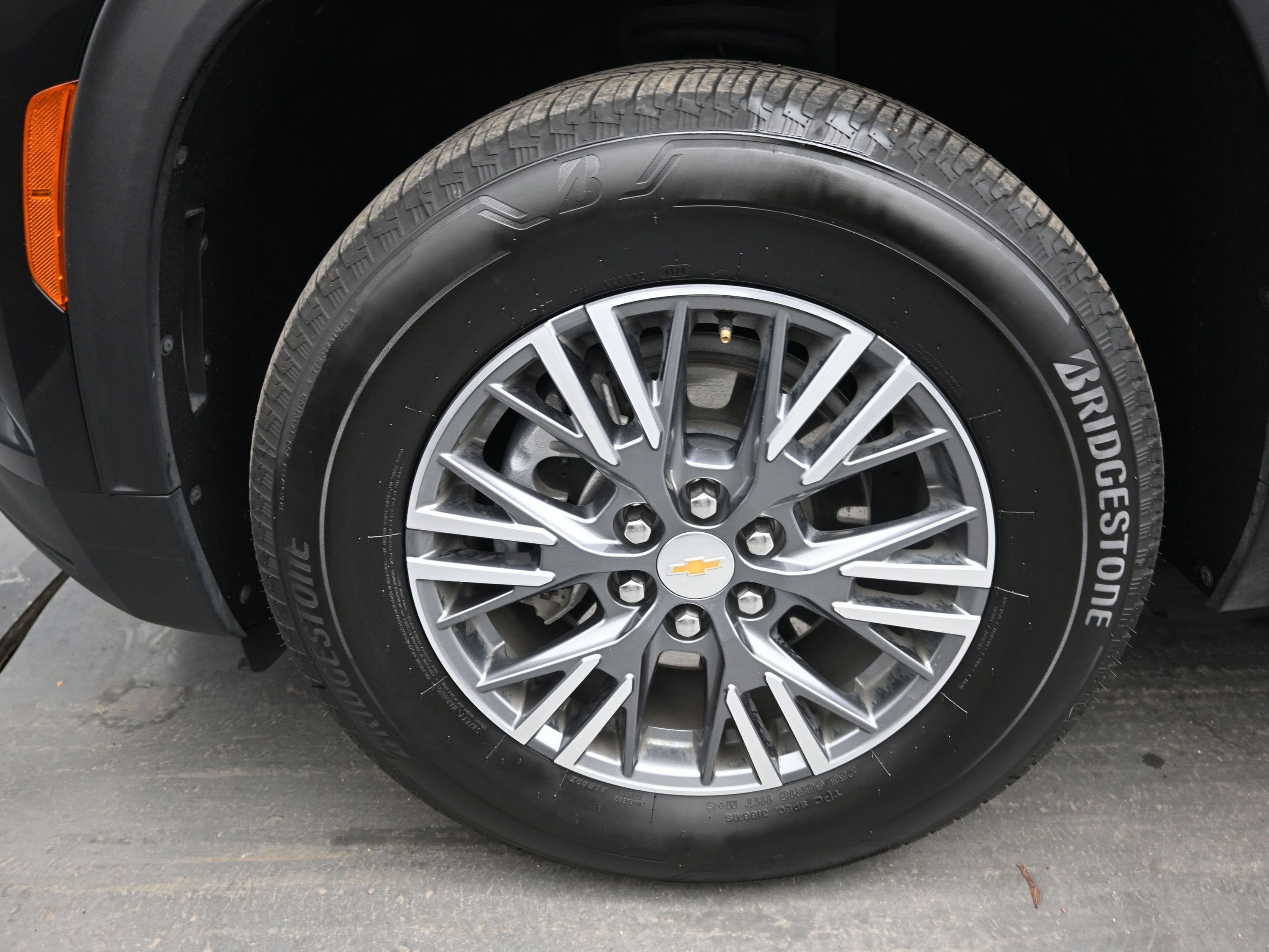 2025 Chevrolet Traverse FWD LT