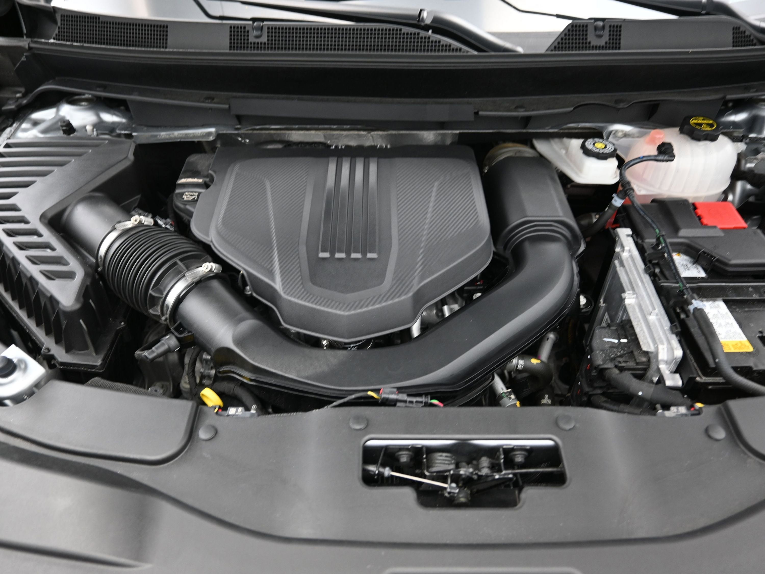 2025 Chevrolet Traverse FWD LT