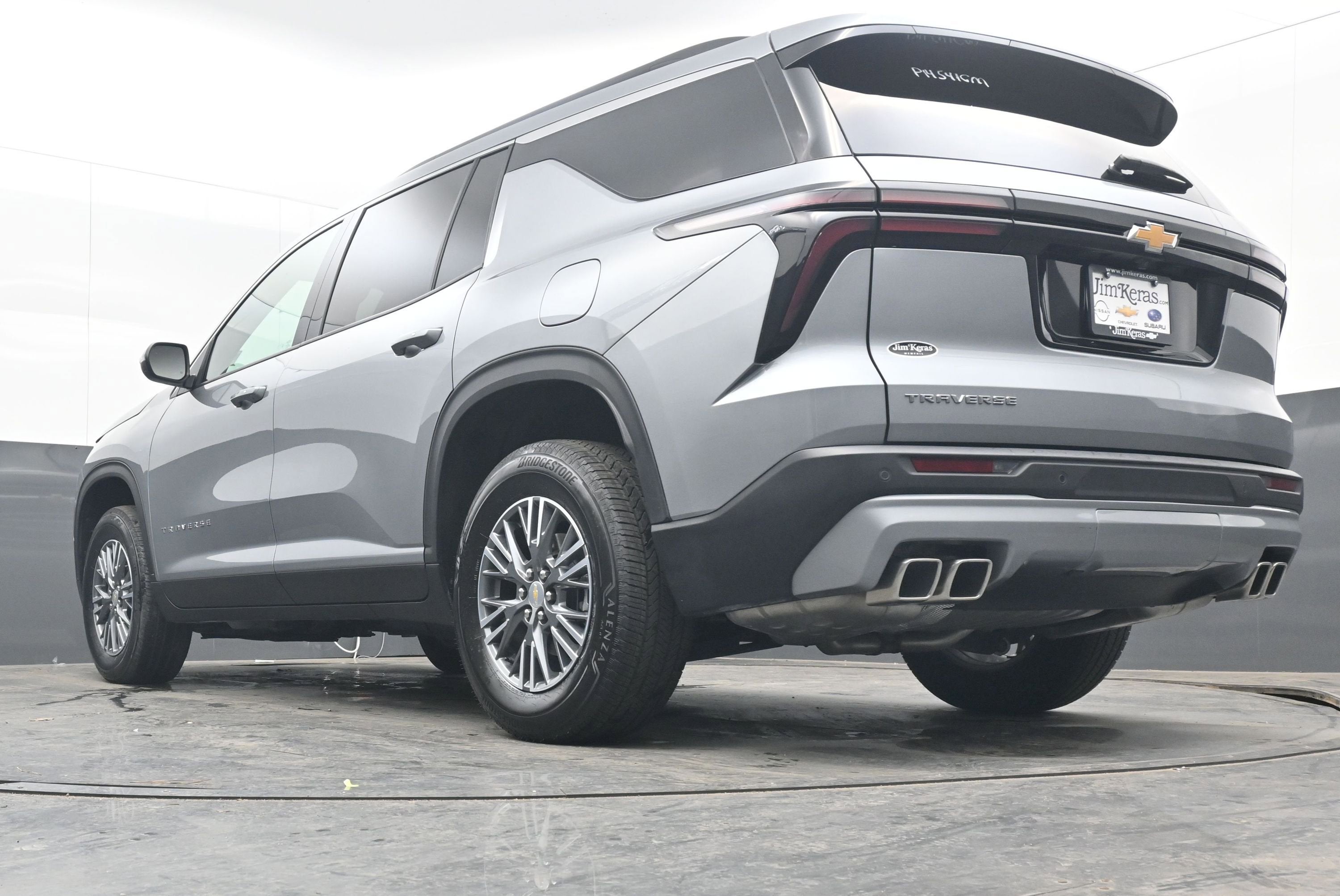 2025 Chevrolet Traverse FWD LT