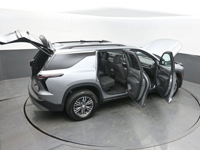 2025 Chevrolet Traverse FWD LT