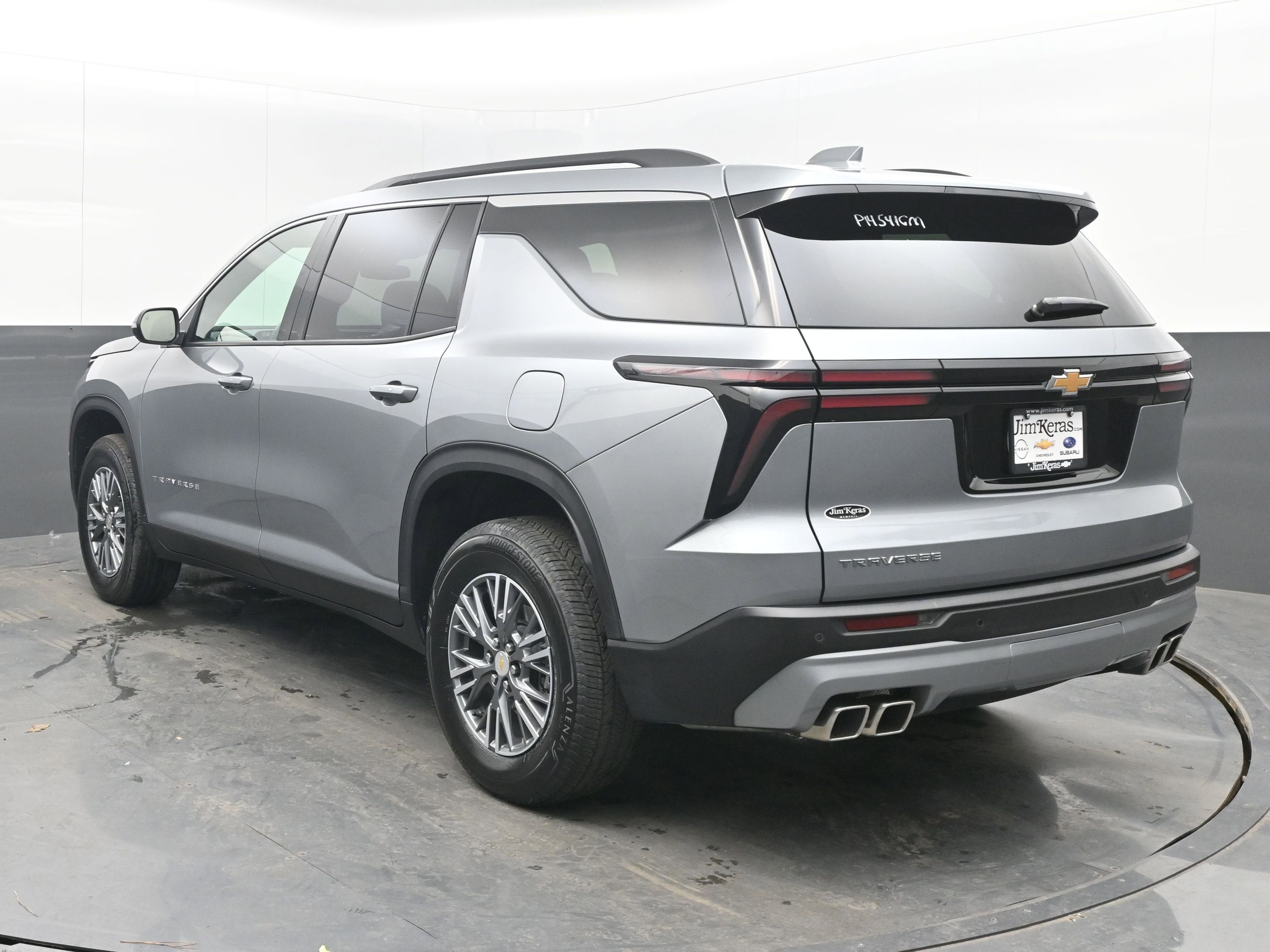 2025 Chevrolet Traverse FWD LT