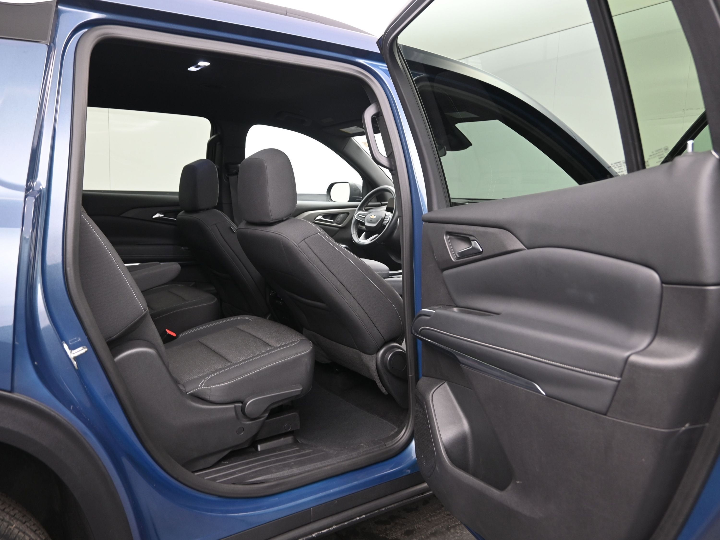 2025 Chevrolet Traverse FWD LT